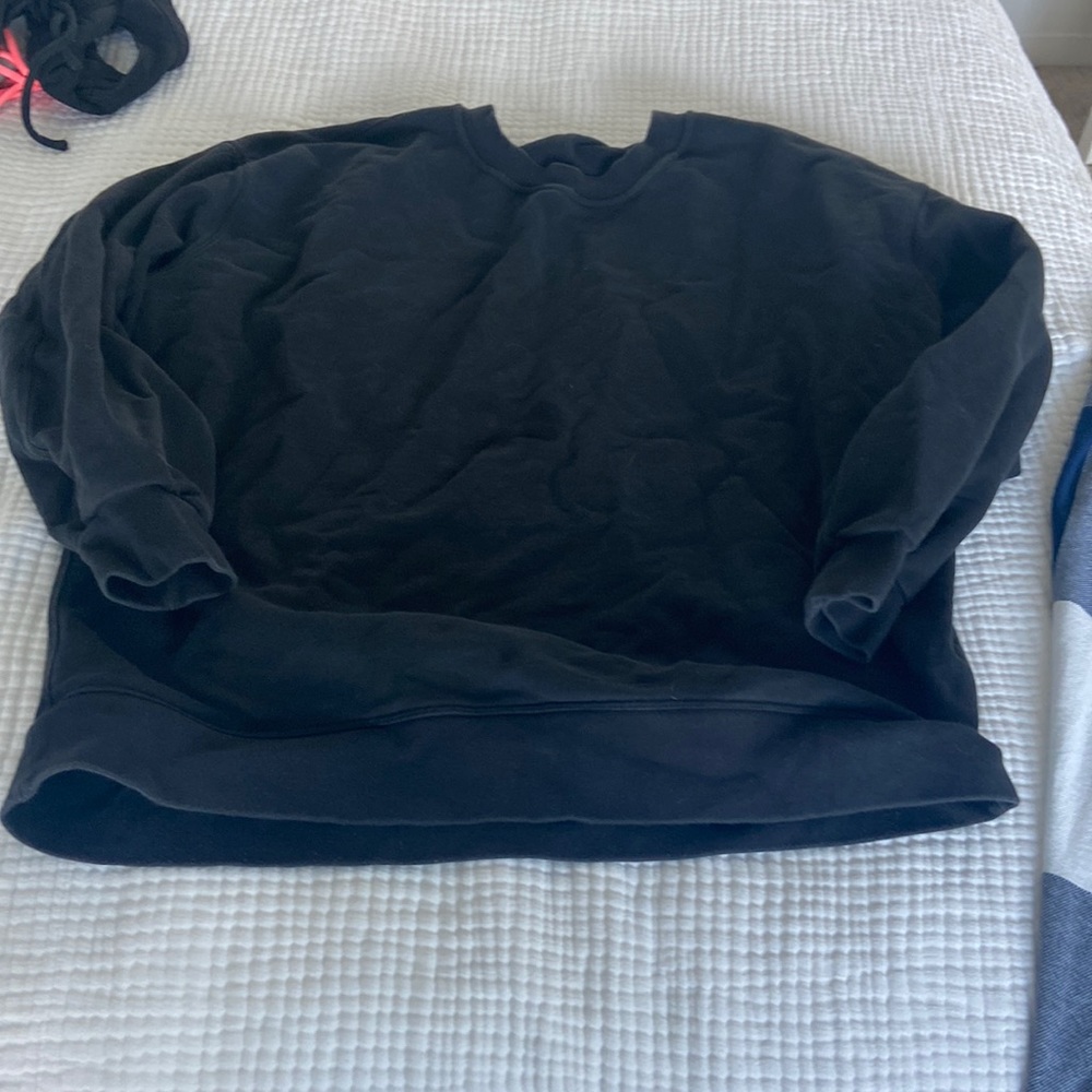 Lululemon sweatshirt